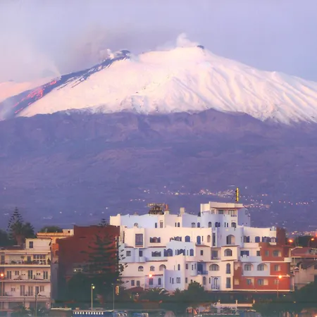 Sporting Baia Готель 4*