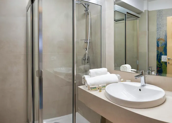 Hotel Sporting Baia 4*