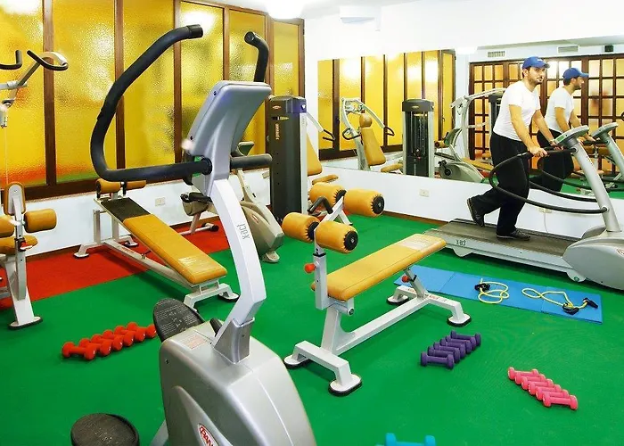 Hotel Sporting Baia 4*