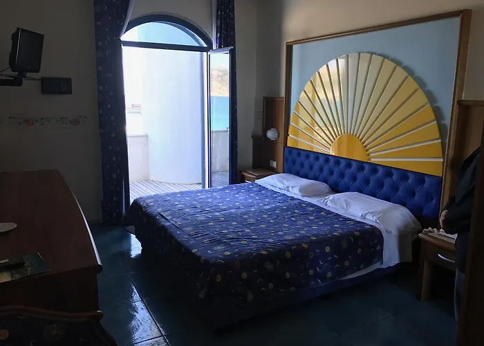 Sporting Baia Hotel 4*