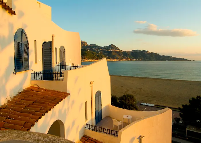 Hotel Sporting Baia 4*