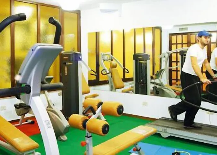 Hotel Sporting Baia 4*